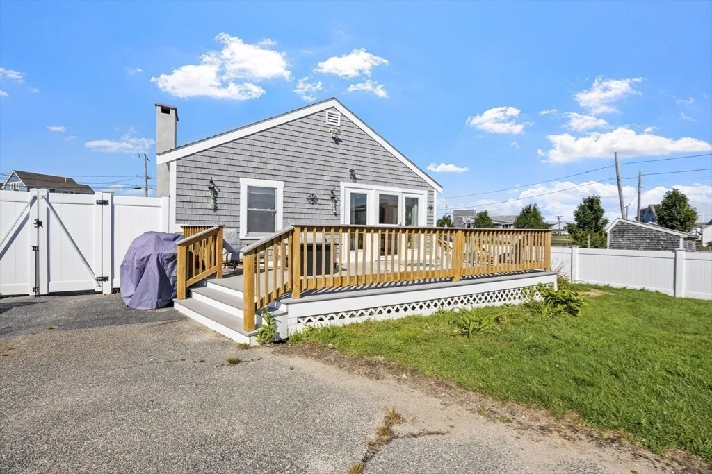 Photo of 49 Freeman Ave