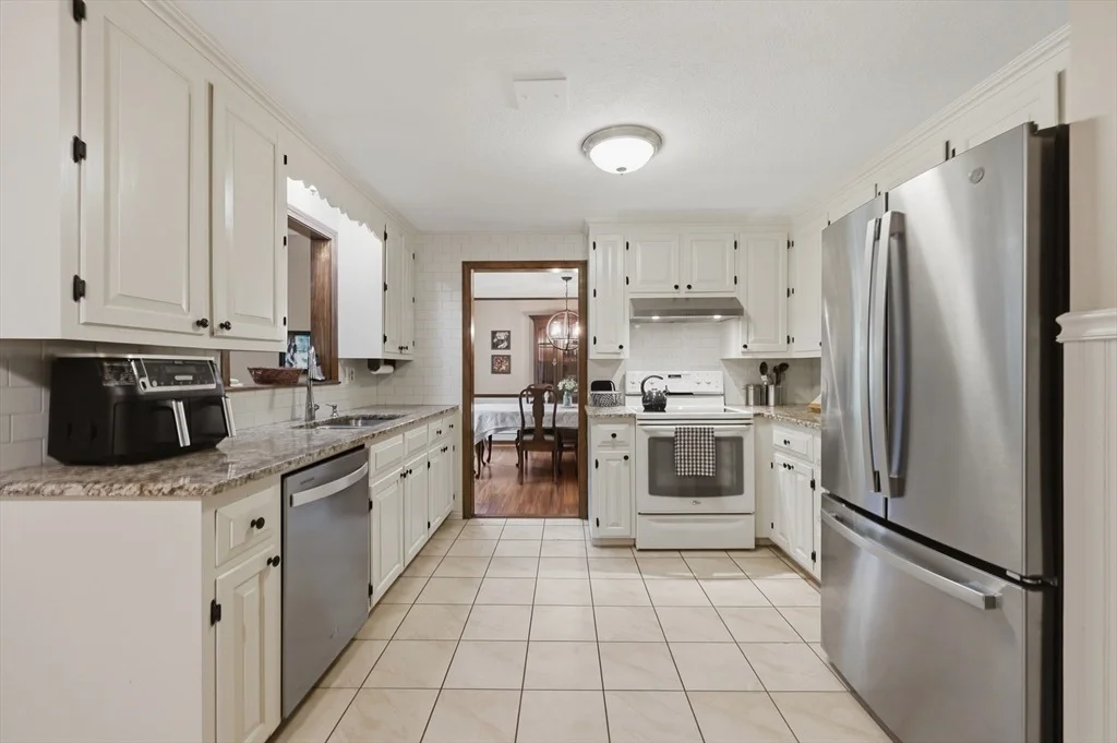 Photo of 2 Esther Drive