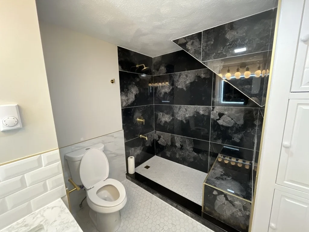 Photo of 33 Highview Rd