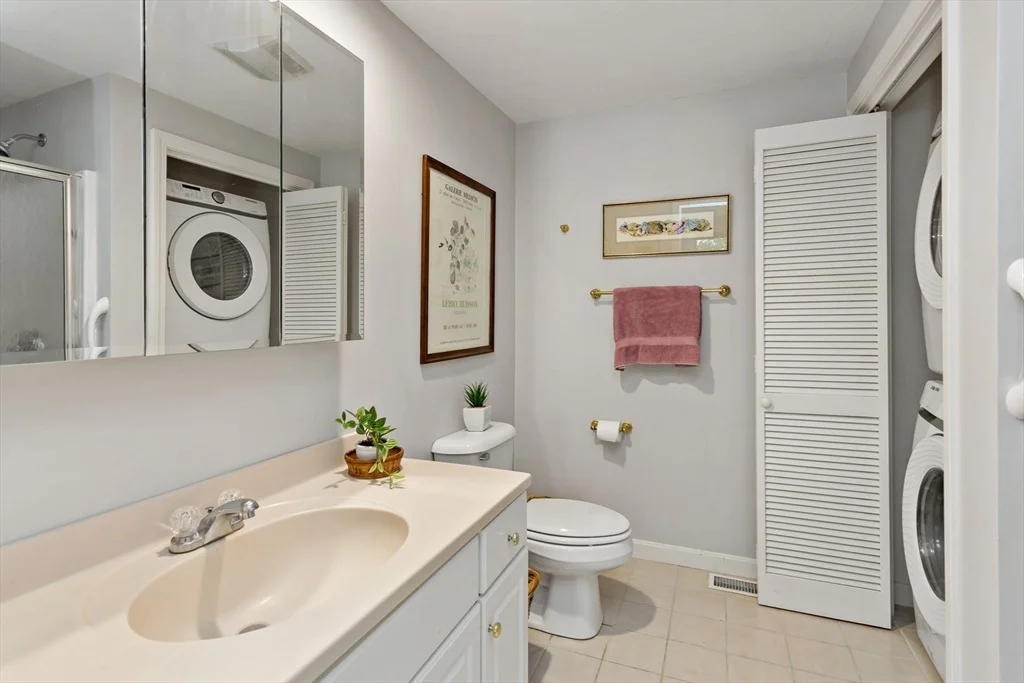 Photo of Unit 18 at 18 Executive Drive