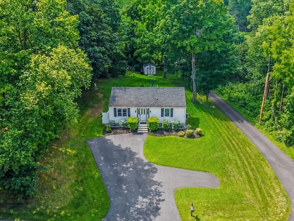 Photo of 33 Longley Rd