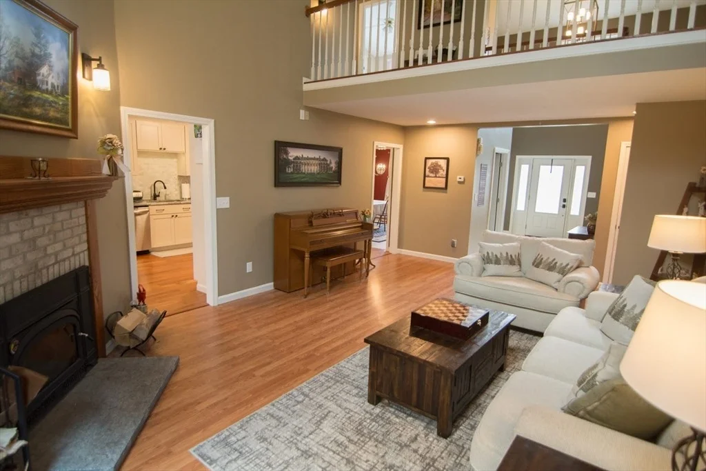 Photo of 122 Maybrook