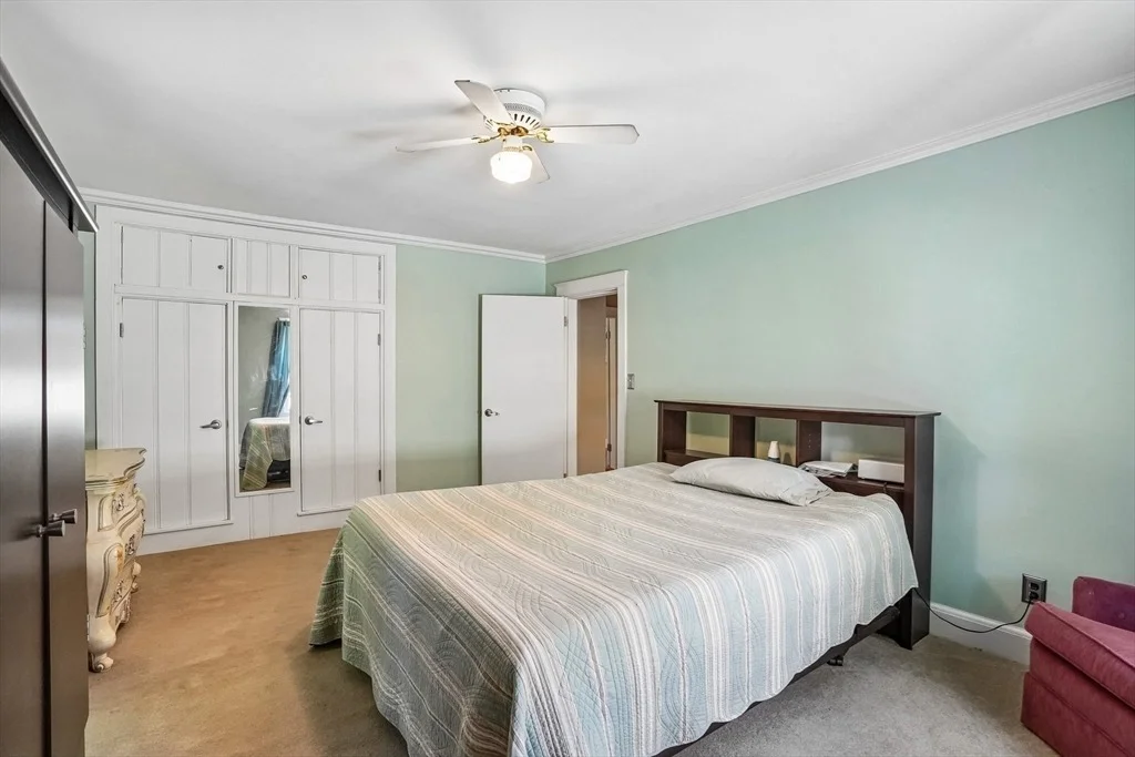 Photo of 1250 Pulaski Blvd