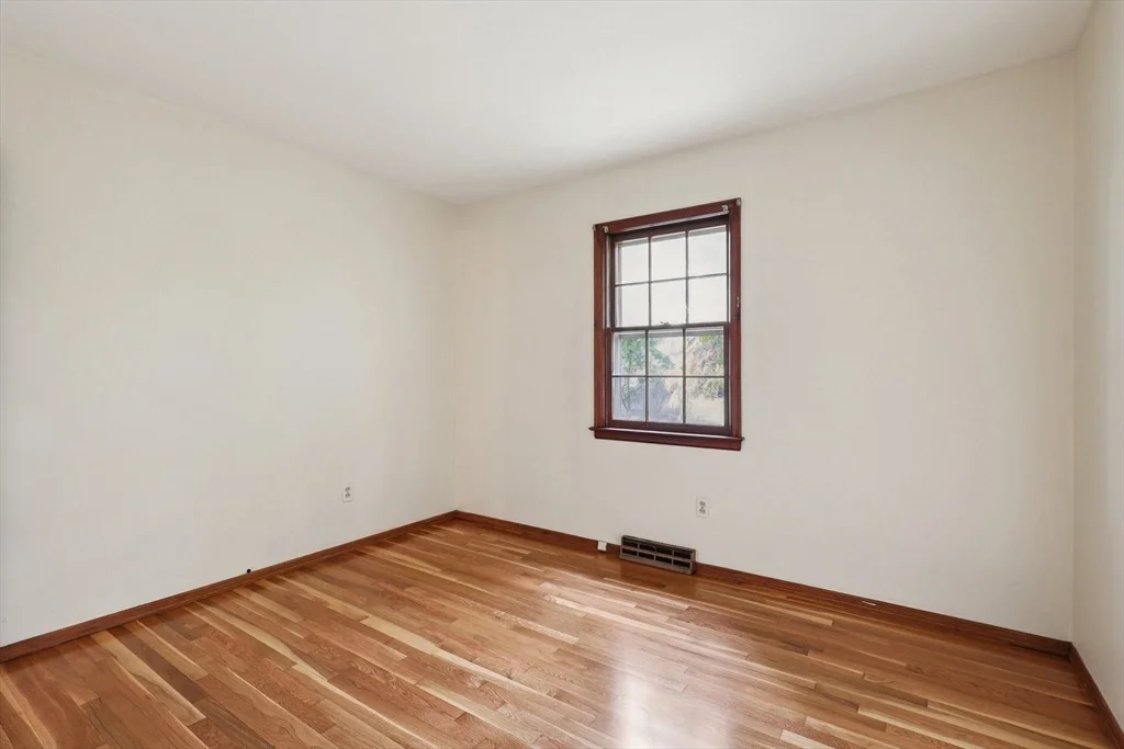 Photo of 26 Leeds St