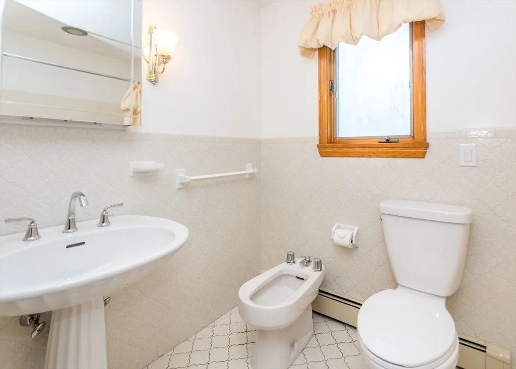 Photo of 80 Woodcliff Drive