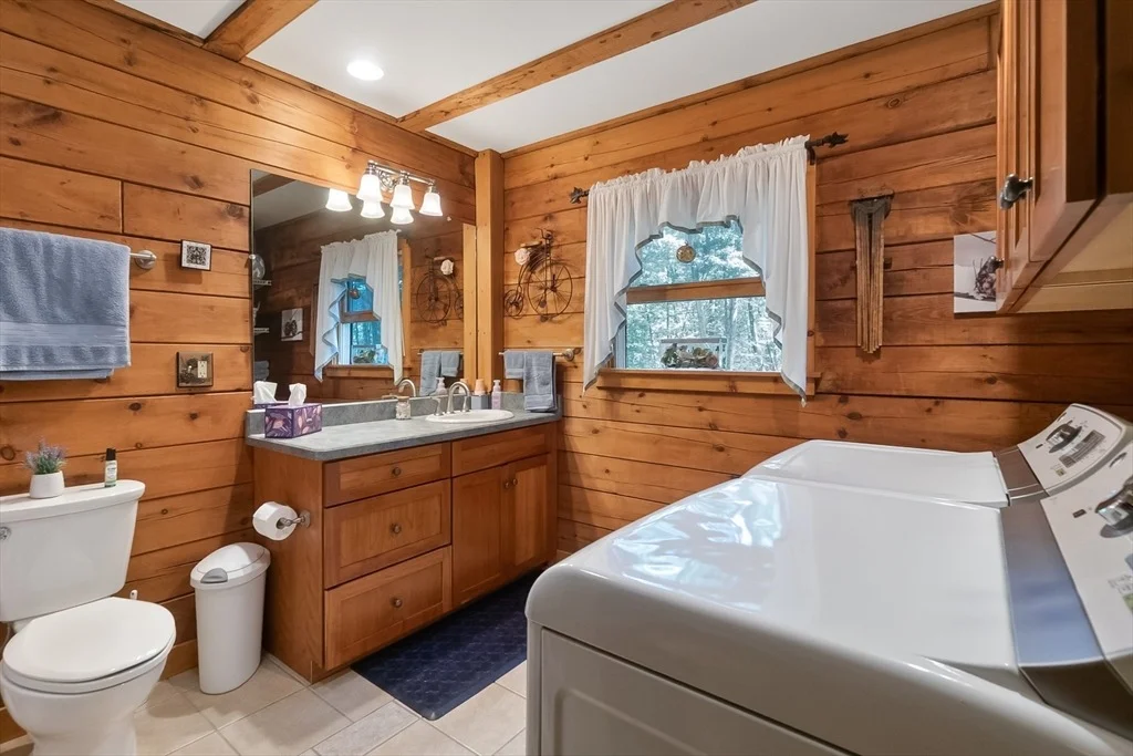 Photo of 19 Taylor Hill Rd