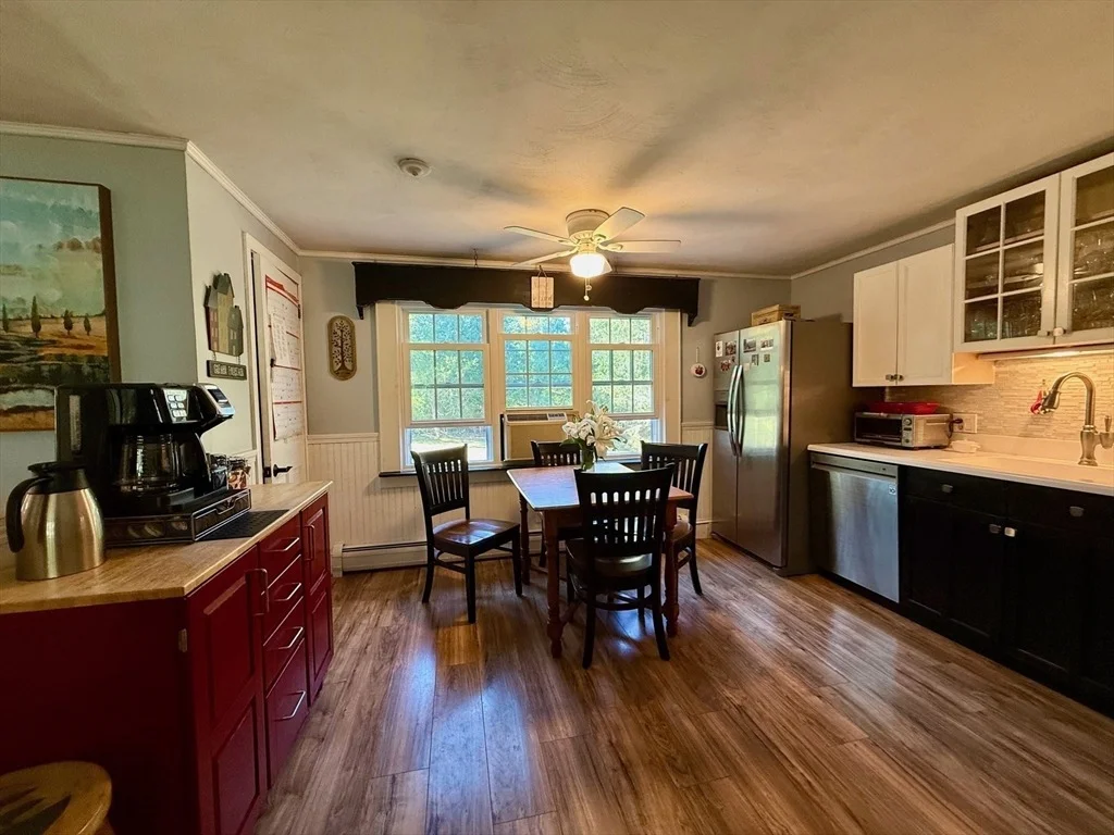 Photo of 390 Log Plain Rd