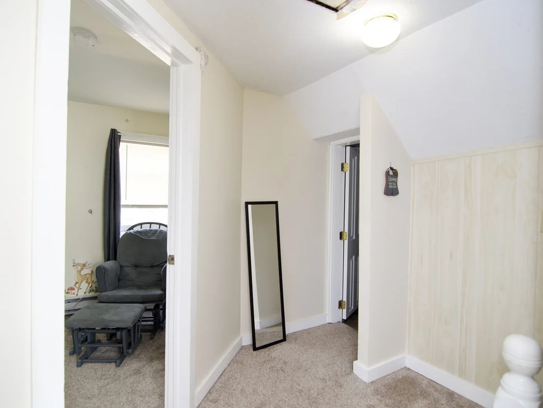 Photo of 35 Thayer Ave