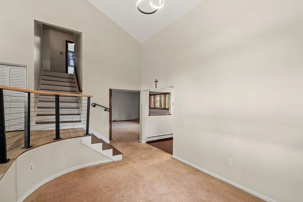Photo of 9 Scenic Ave