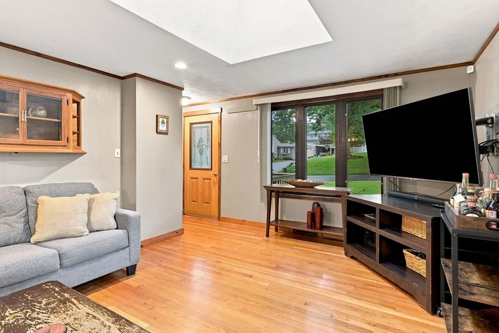 Photo of 68 Feltham Rd
