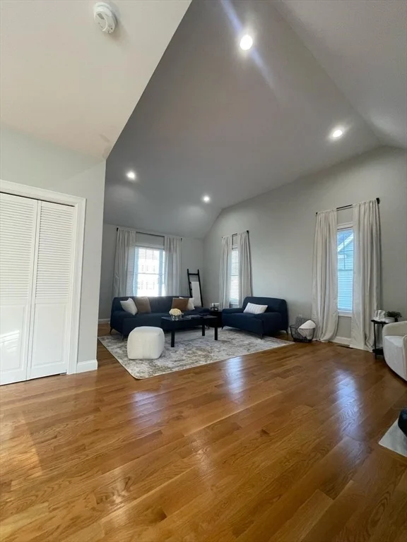 Photo of 21 Chanelle Cir
