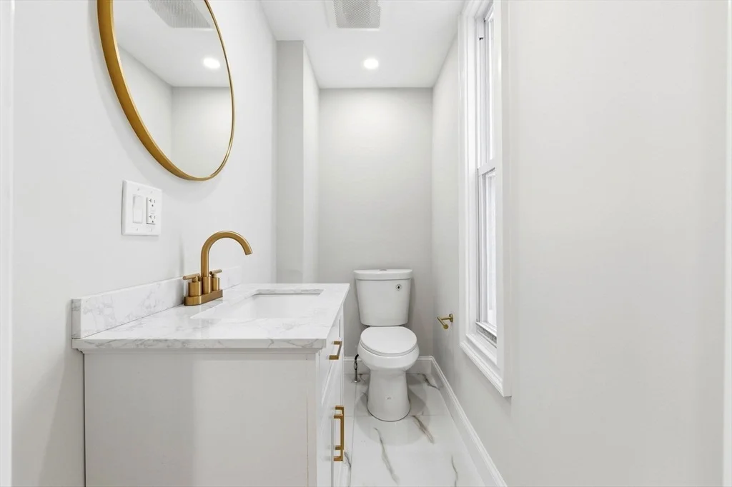 Photo of 9 Cross St