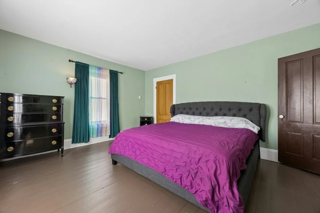 Photo of 216 Walnut Street