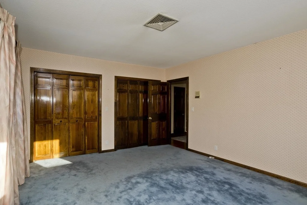 Photo of 119 Oakridge St.