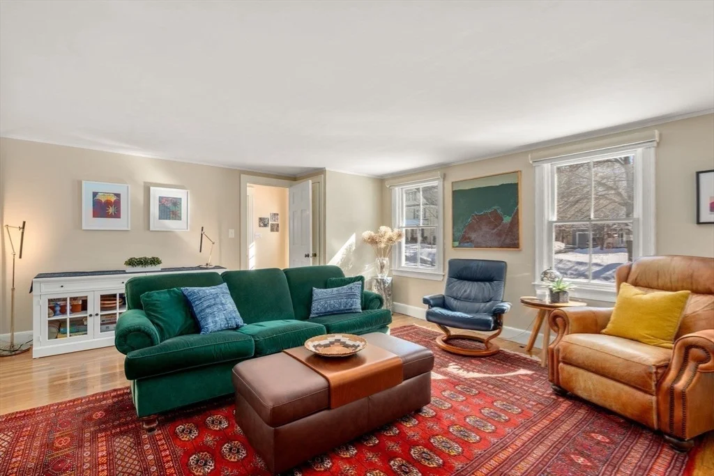 Photo of 103 Oak St
