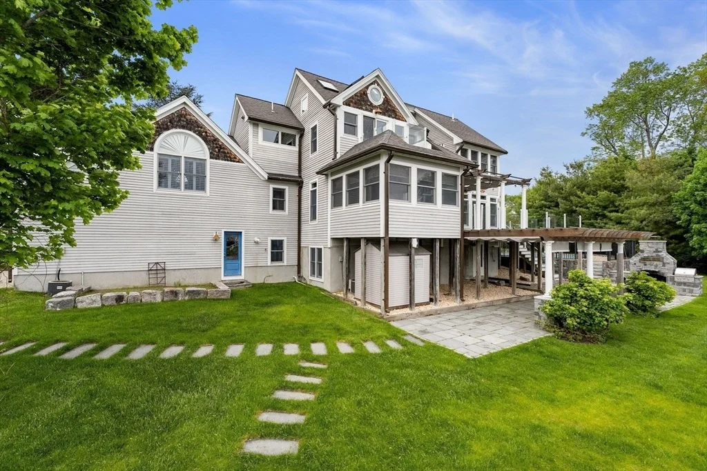 Photo of 35 Doty Ave