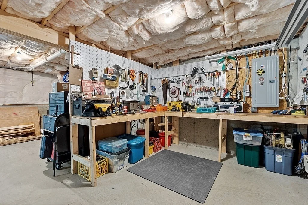Photo of 93 N Common Rd