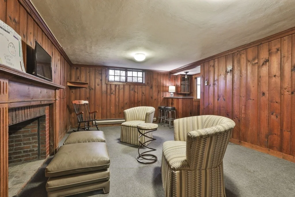 Photo of 32 Columbine Rd