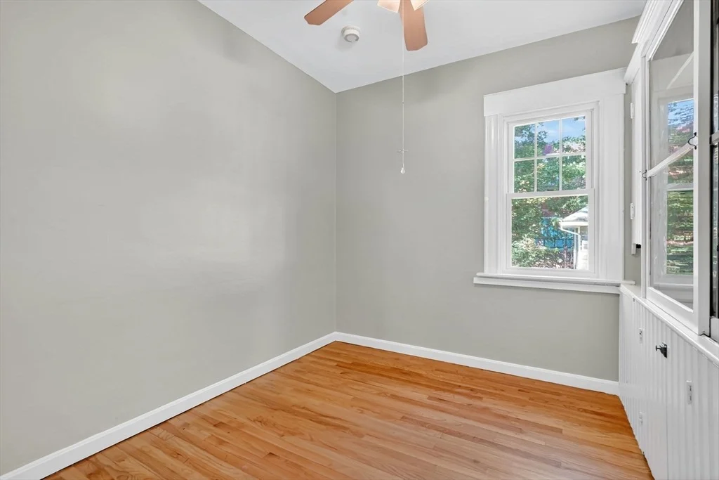 Photo of 32 Spruceland Ave
