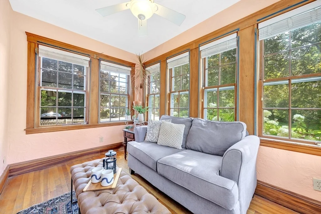 Photo of 321 Park Avenue