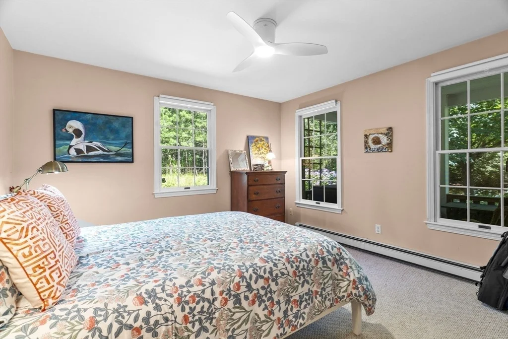 Photo of 419 Satucket Rd