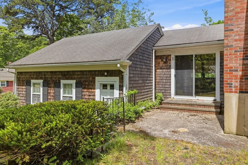 Photo of 1 Aspen Rd