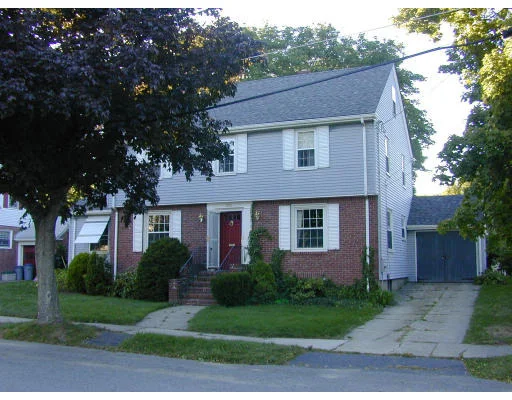 Photo of 305 Fitzmaurice Circle