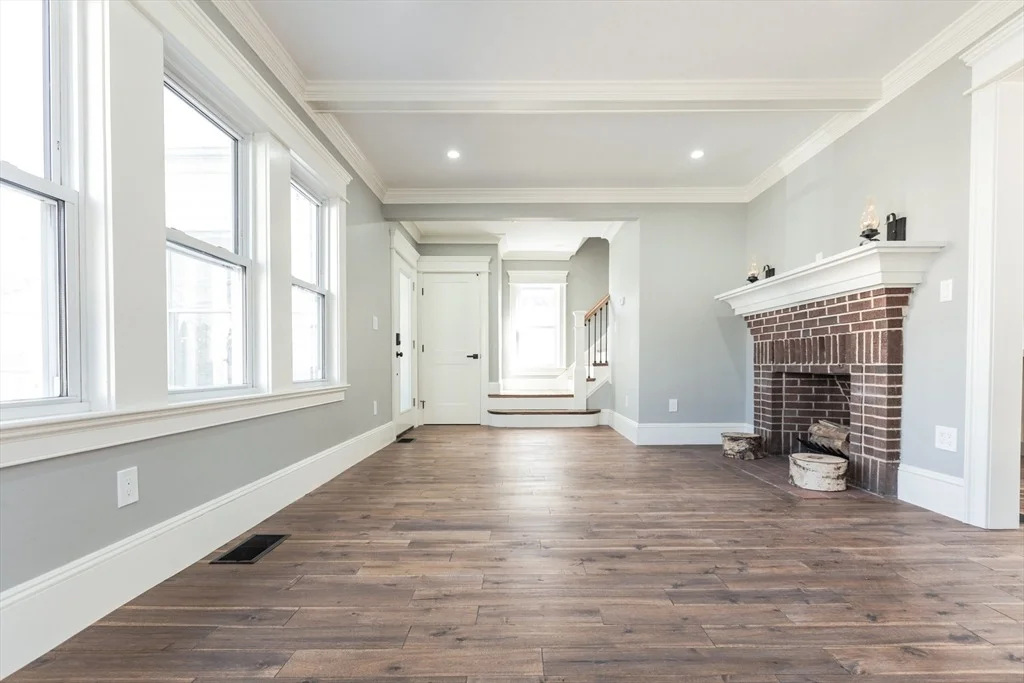 Photo of 79 Huron Cir