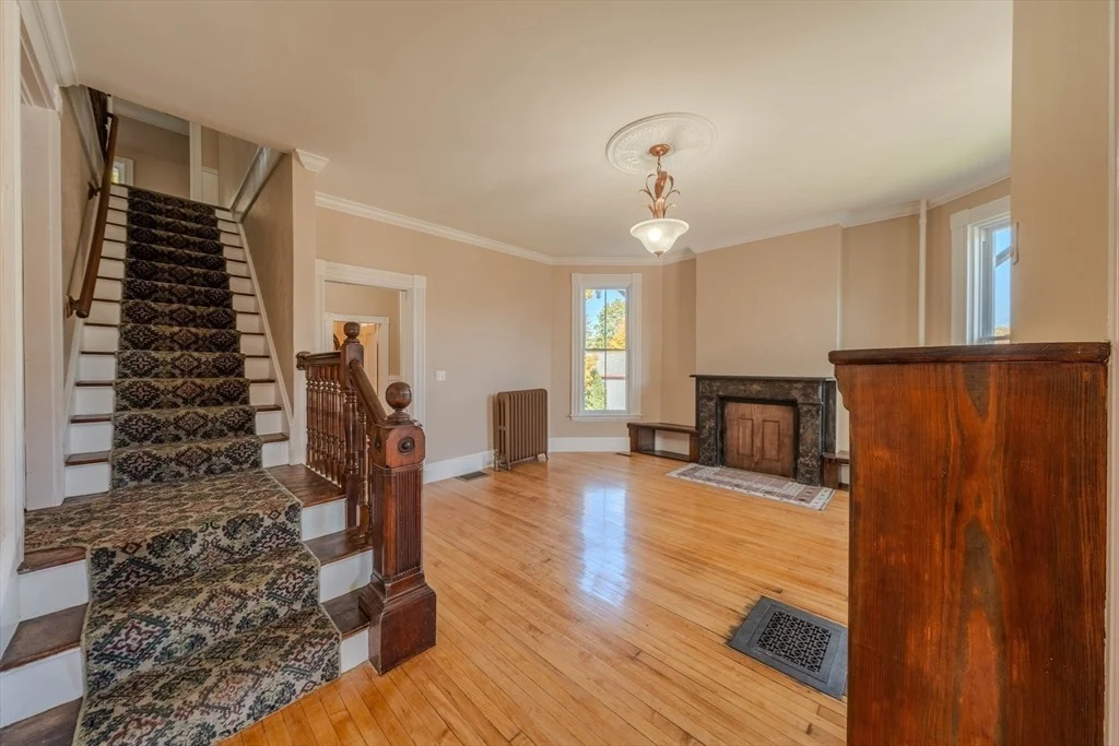 Photo of 100 Mendon St