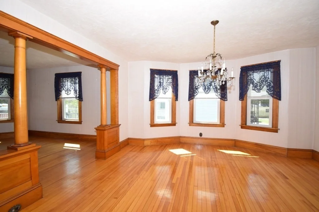 Photo of 128 Grandview Avenue