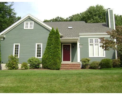 Photo of 124 Stearns Rd