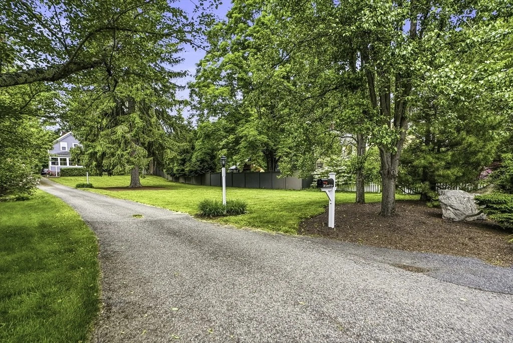 Photo of 26 Leach Ln