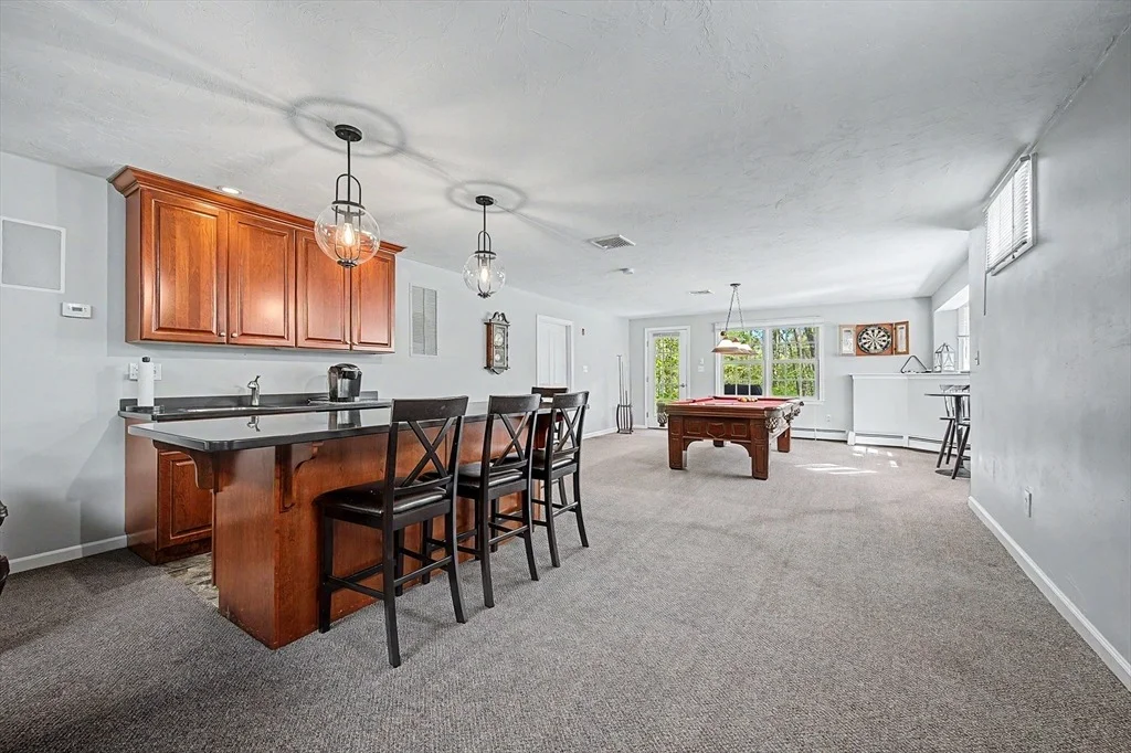 Photo of 270 Mendon Rd