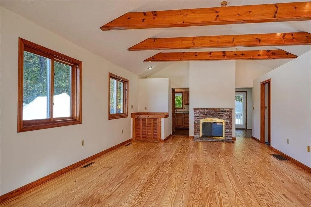 Photo of 26 Lakeside Ave
