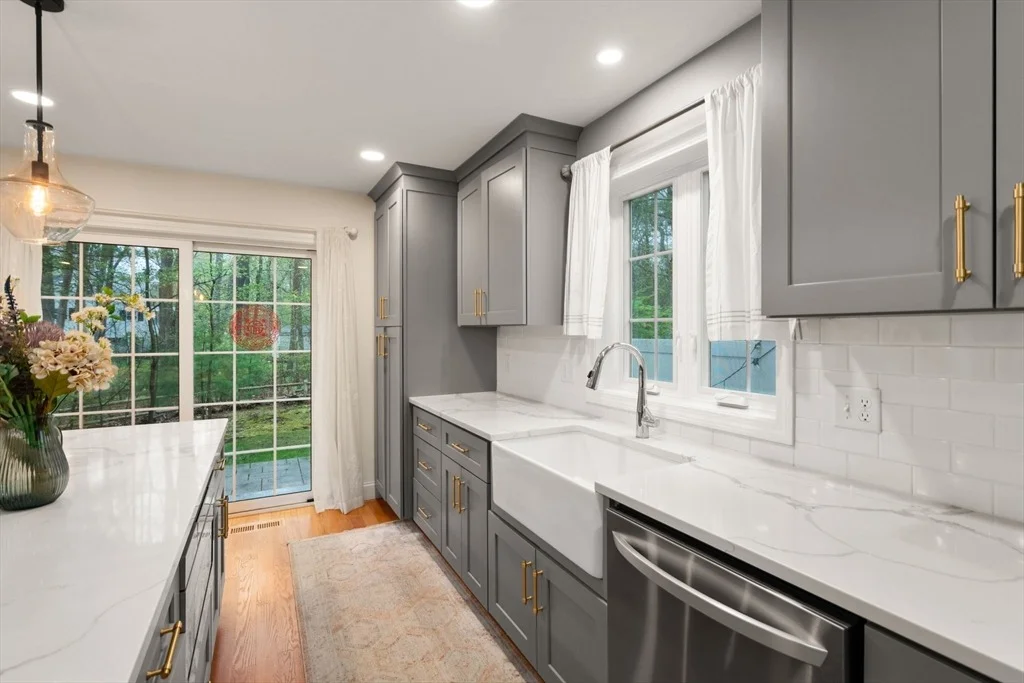 Photo of 97 Batchelder Rd