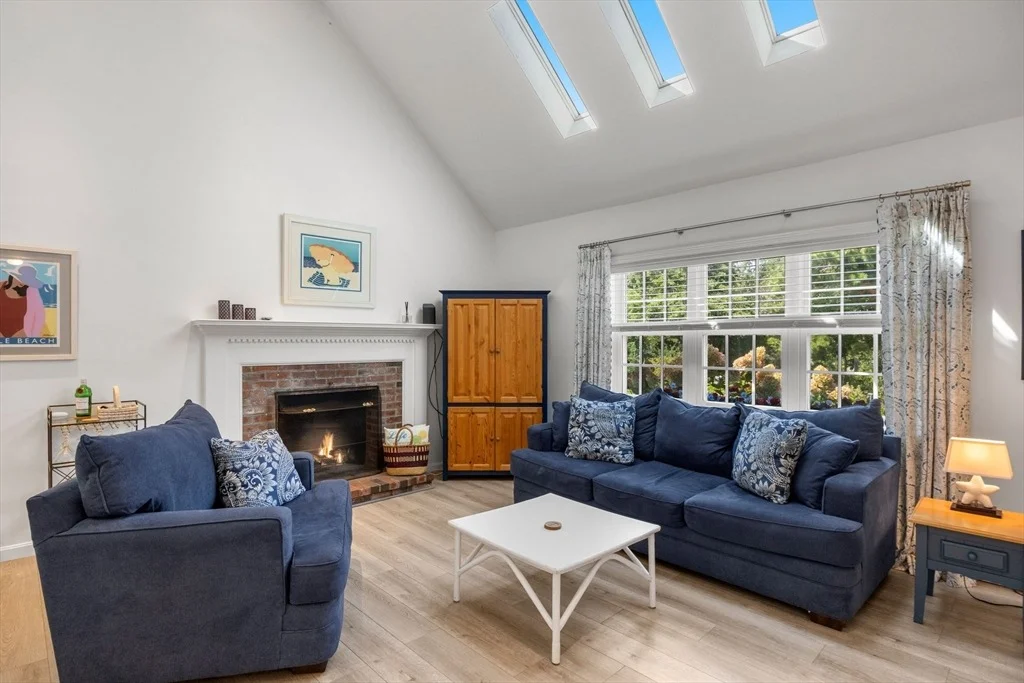 Photo of 75 Jobys Ln