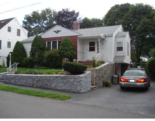 Photo of 6 Cook Circle