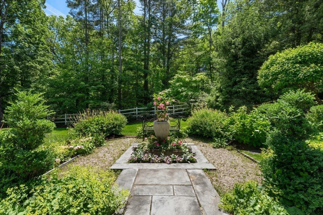Photo of 448 Concord Road