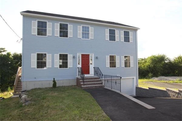 Photo of 13 Thomas Circle