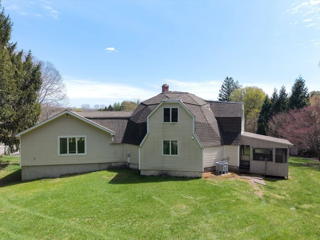 Photo of 15 Maple Rd