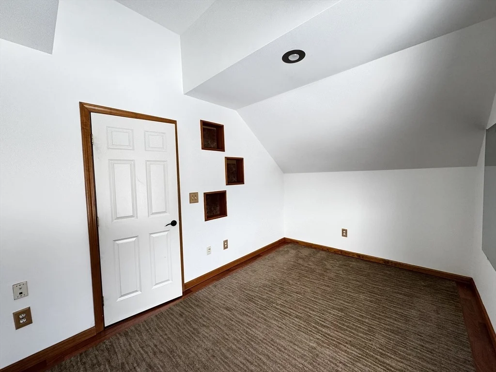 Photo of 77 Cheryl Cir