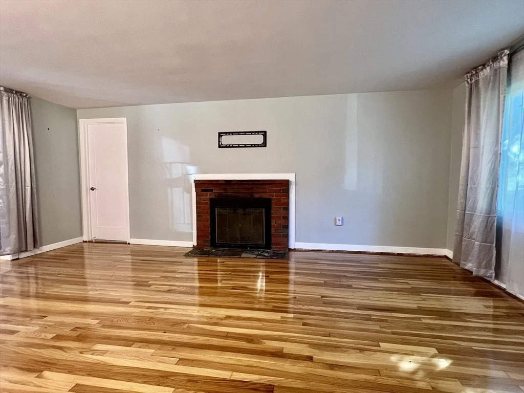 Photo of 9 Champlain Dr.