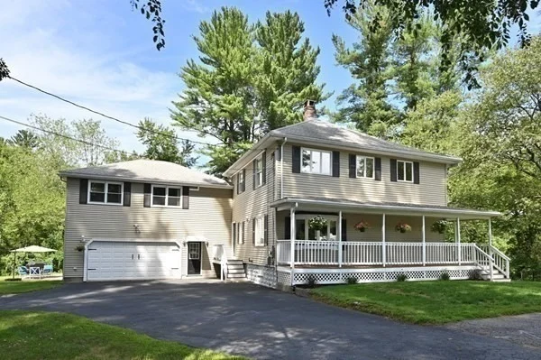 Photo of 20 Hemlock Rd