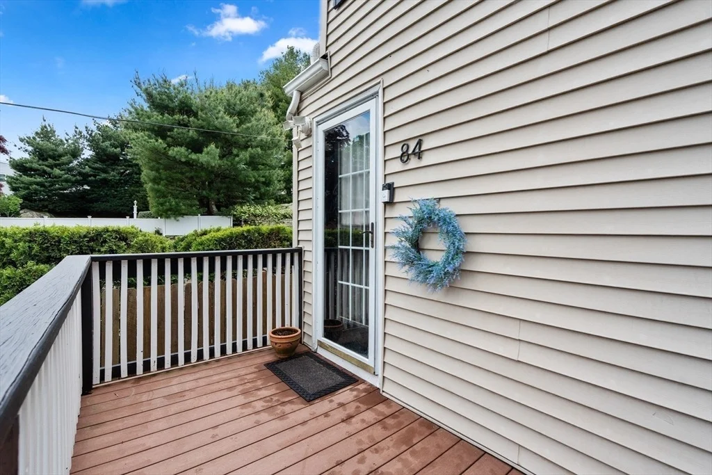 Photo of 84 Windsor Ave