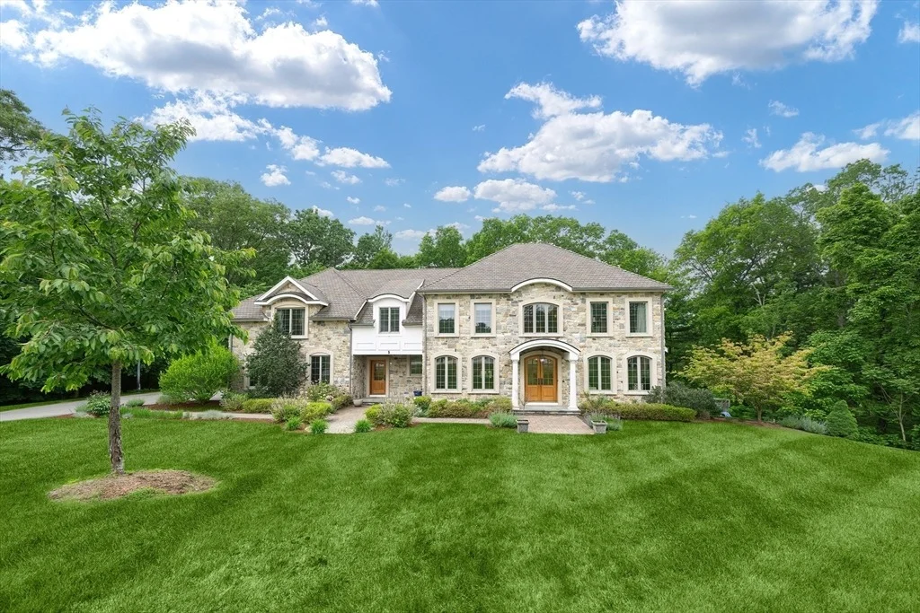 Photo of 5 Copperbeech Circle
