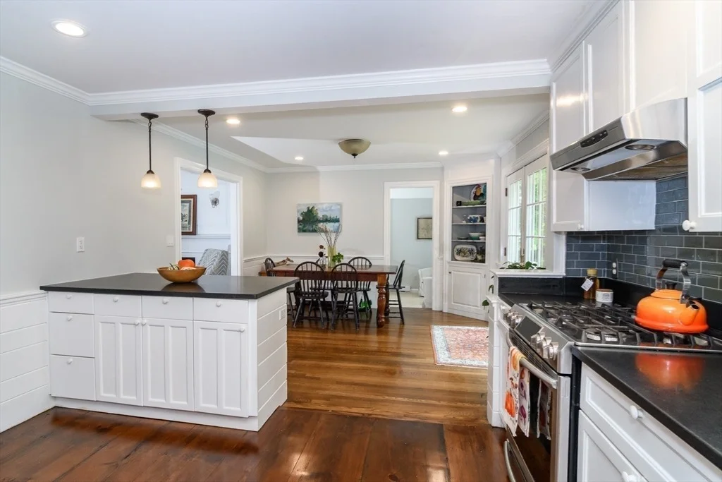 Photo of 54 Colburn Rd