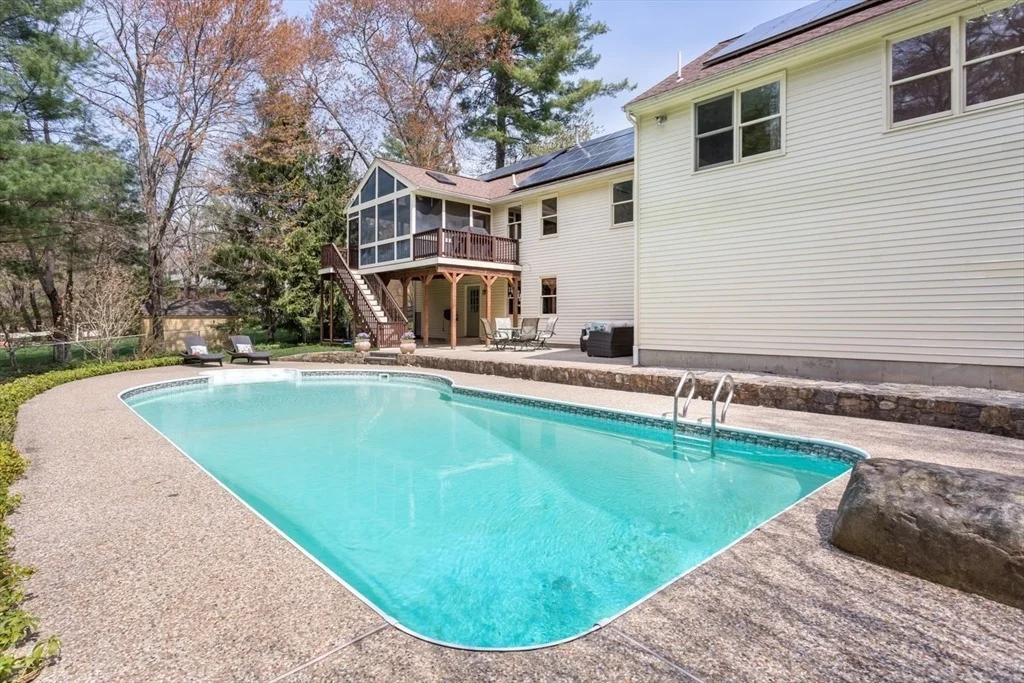 Photo of 74 Oxford Drive