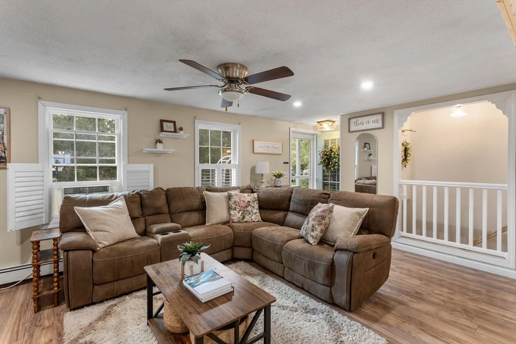 Photo of 3 Shagbark Rd