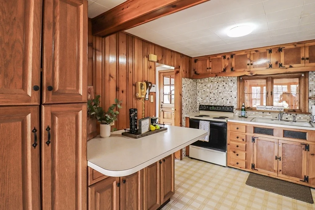 Photo of 787 Ridge Road