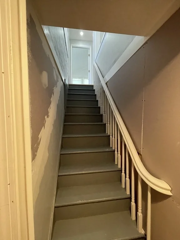 Photo of 55 Barbara Ave